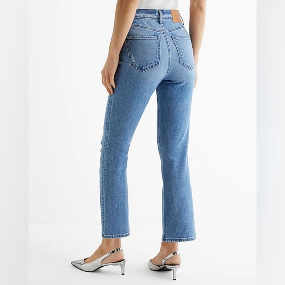 Express High Waisted Light Wash Ripped Cropped Flare Jeans - Size 4 Long - Picture 3 of 13
